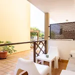 Neptuno Beachfront Retreat With Smart Tvs And Terrace Апартаменты