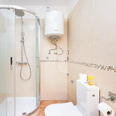 Neptuno Beachfront Retreat With Smart Tvs And Terrace Апартаменты *