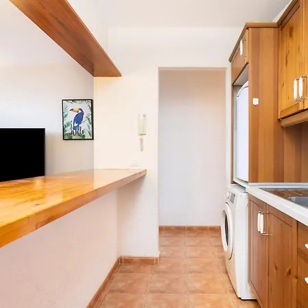 Neptuno Beachfront Retreat With Smart Tvs And Terrace Puerto de Santiago (Tenerife)