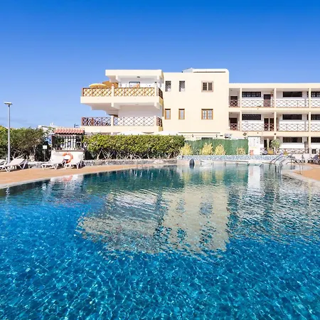 Neptuno Beachfront Retreat With Smart Tvs And Terrace Appartamento